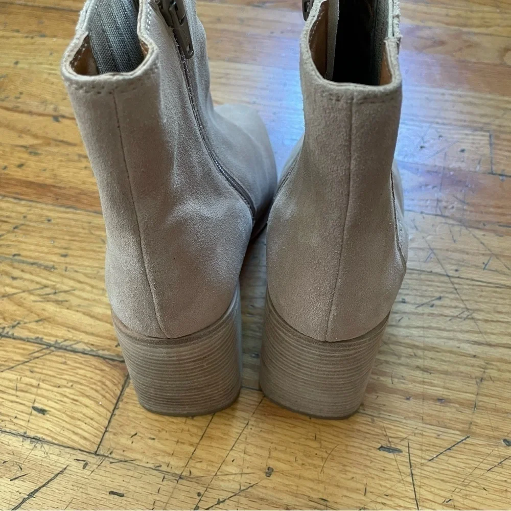 Andre Assous Booties Size 11 - Picture 7 of 7